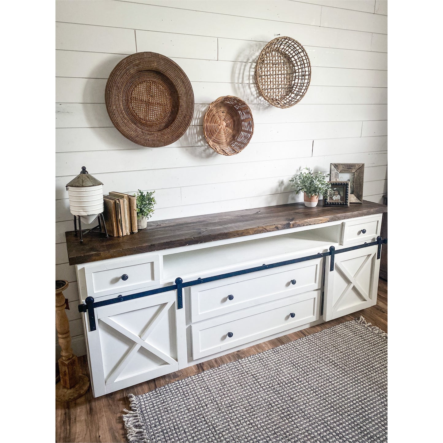 Kristy Farmhouse TV console