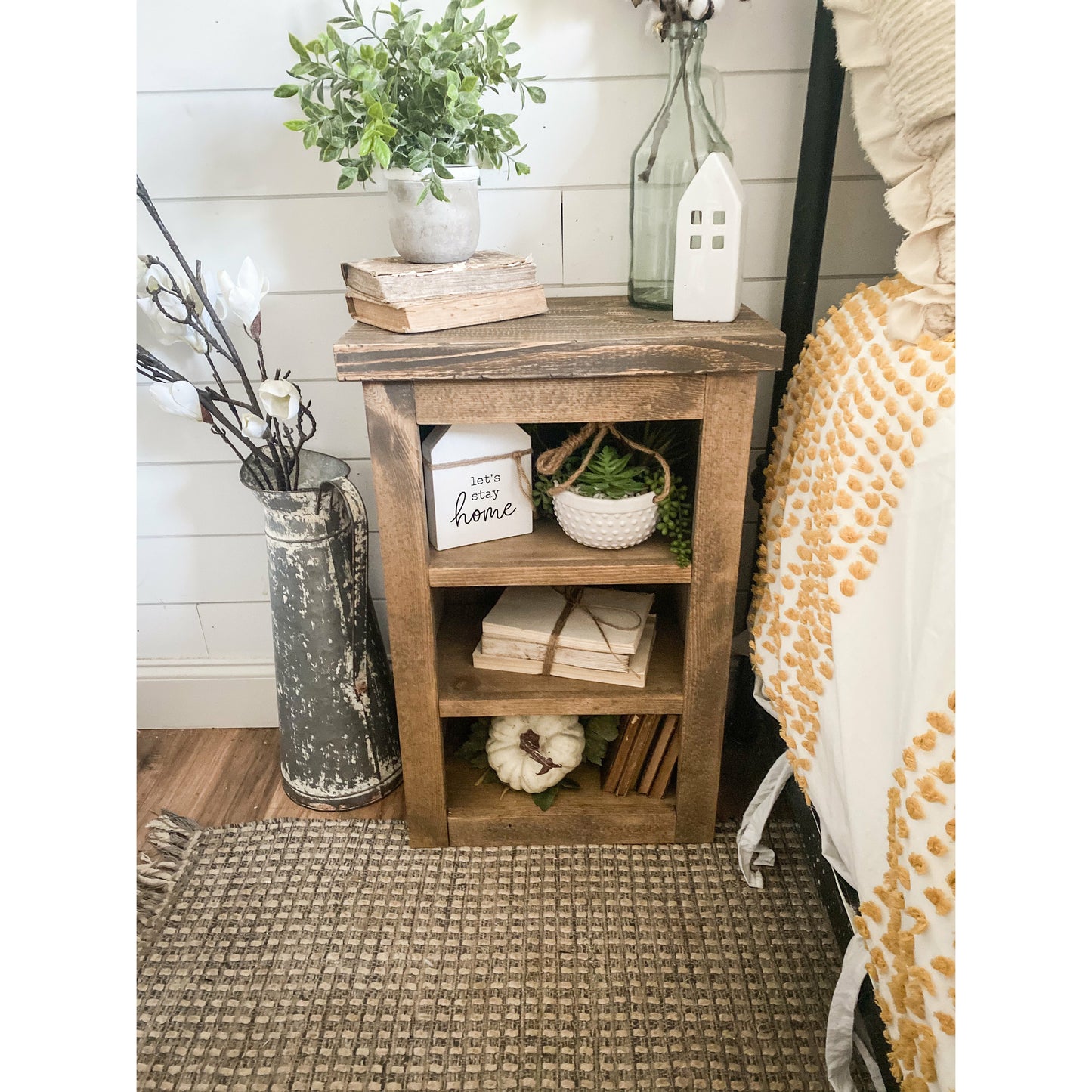 Miley Farmhouse Nightstand