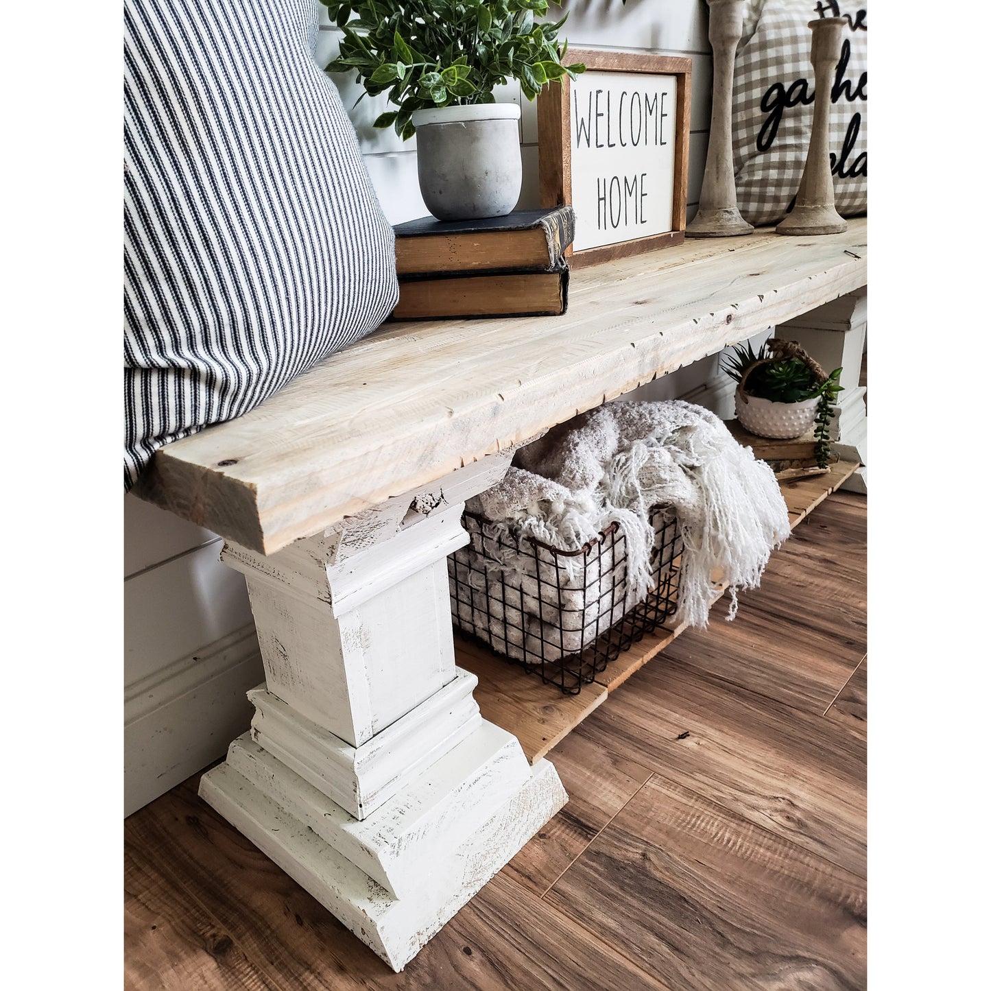 Ann Farmhouse Pedestal Bench